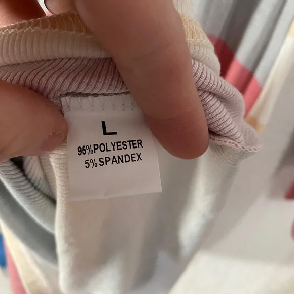 Amazon Dress | Long-sleeve crew neck | Large - Picture 3 of 3